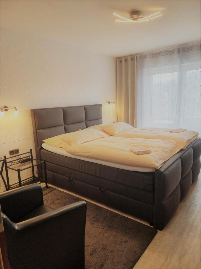 Hotel Kurhaus Uhlenberg Бад Мюнстерайфел Екстериор снимка
