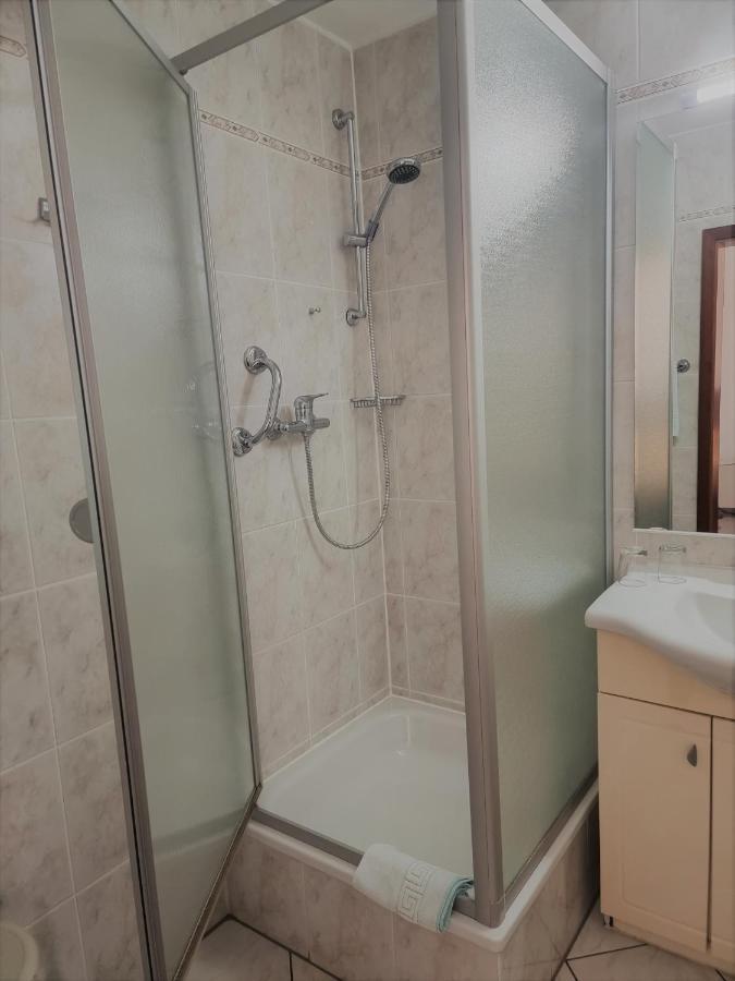 Hotel Kurhaus Uhlenberg Бад Мюнстерайфел Екстериор снимка