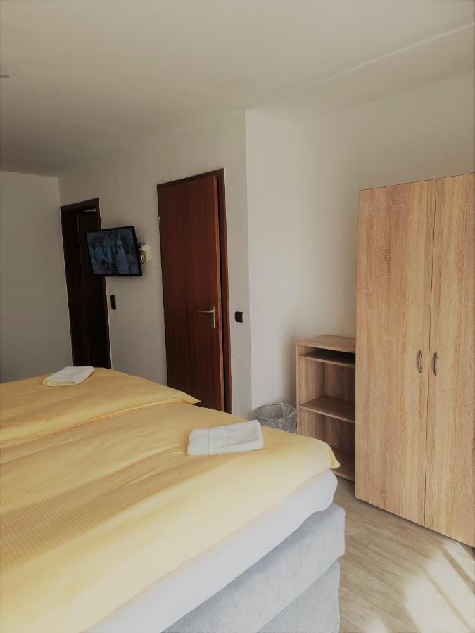 Hotel Kurhaus Uhlenberg Бад Мюнстерайфел Екстериор снимка