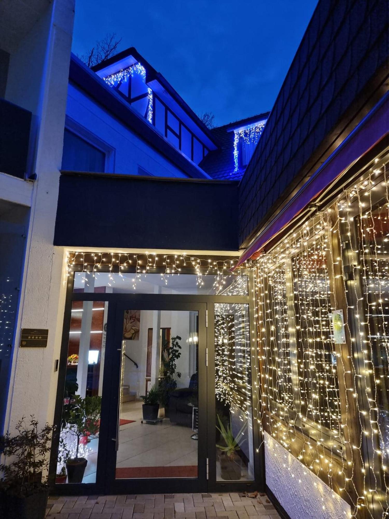Hotel Kurhaus Uhlenberg Бад Мюнстерайфел Екстериор снимка