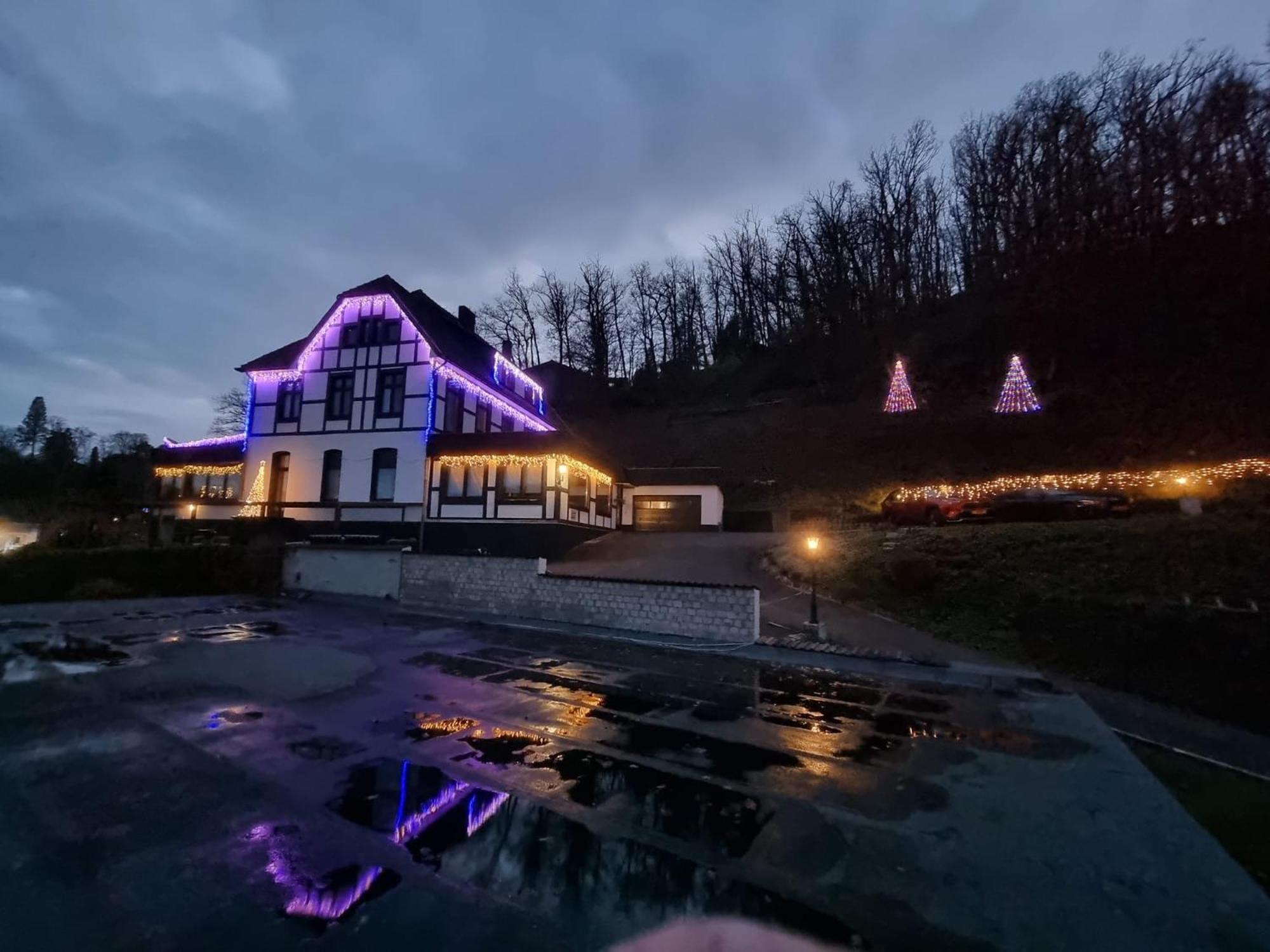 Hotel Kurhaus Uhlenberg Бад Мюнстерайфел Екстериор снимка